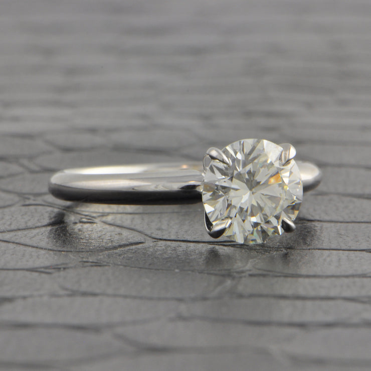 GIA 2.0 ct. H-VS1 Round Brilliant Cut Diamond Engagement Ring