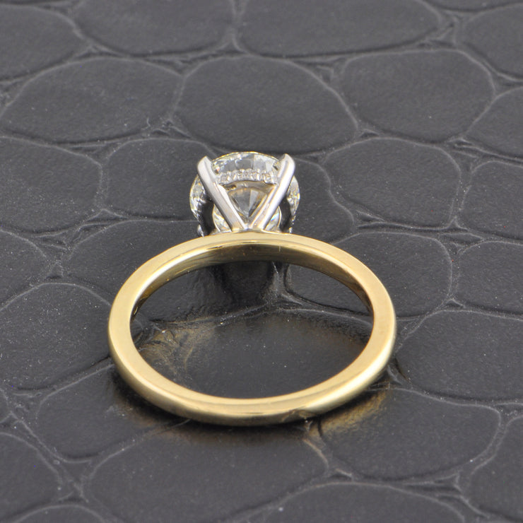 1.76 ct. Round Brilliant Cut Diamond Engagement Ring